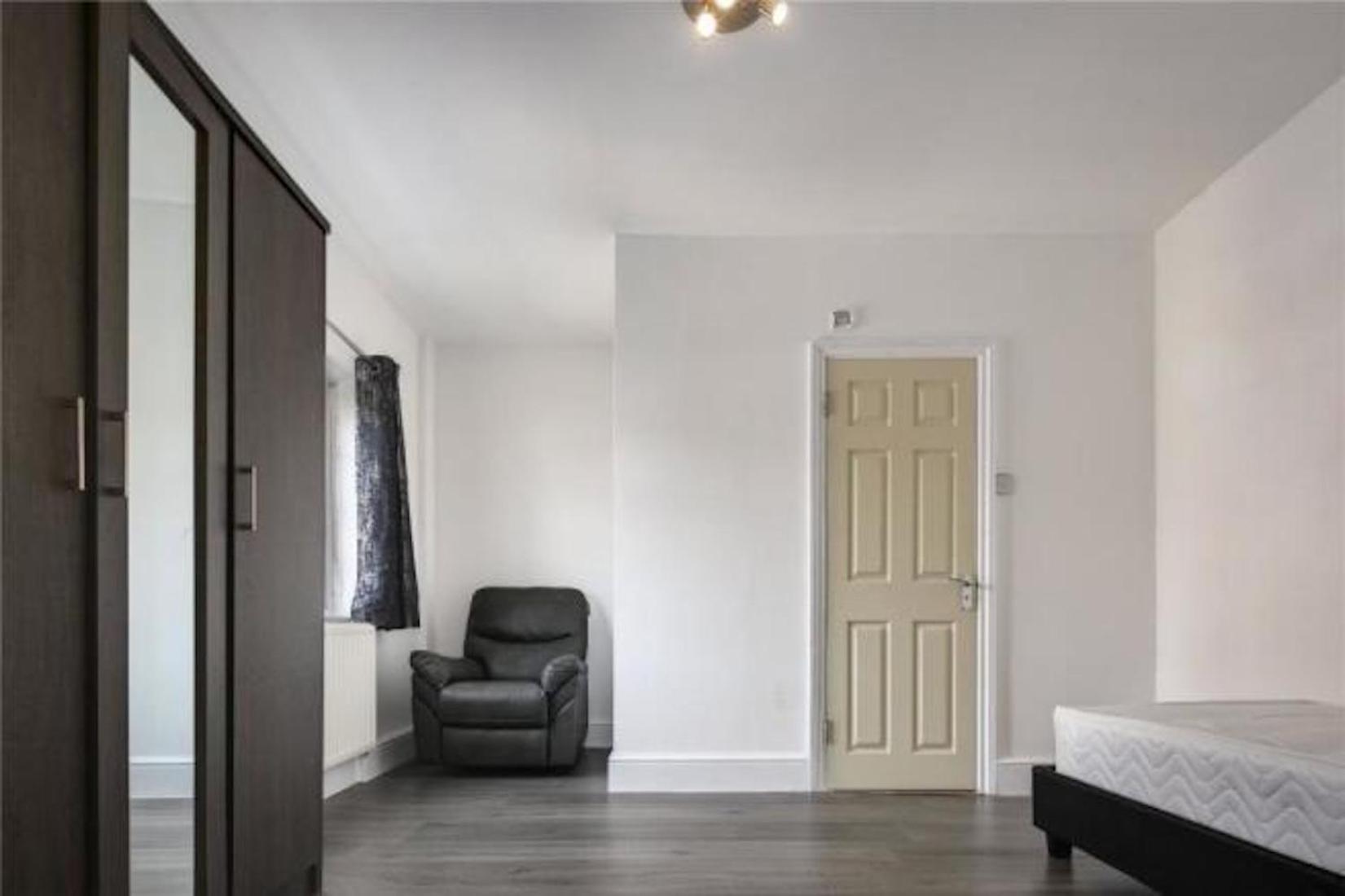 Limehouse Townhomes A 4-bedroom 3-bathroom Townhome With A Private Garden Casa vacanze *